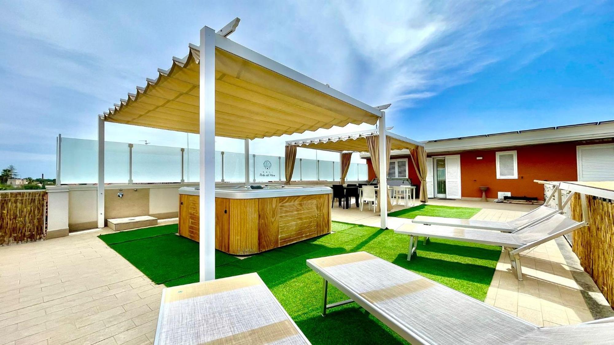 Oasi Perla Del Mare Rooms Aci Castello Exterior photo